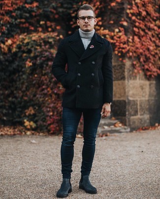 Un pull à col roulé à porter avec un caban noir