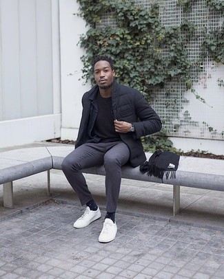 Comment porter un blazer matelassé noir