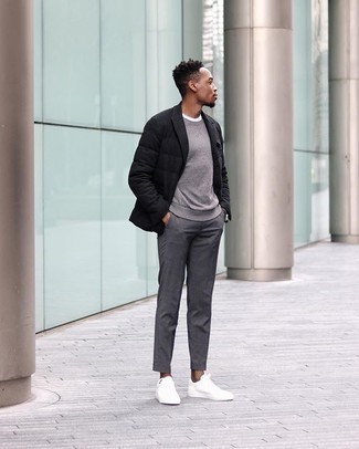 Comment porter un blazer matelassé noir