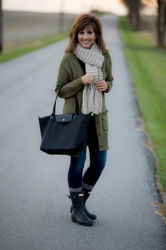 Comment porter des bottes de pluie noires