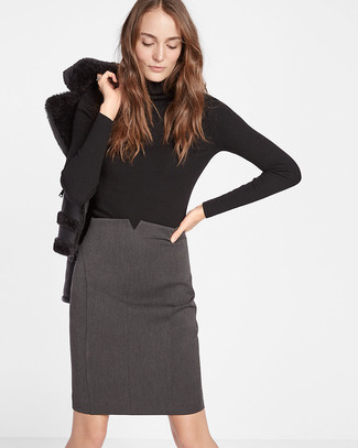 Comment porter une veste en peau de mouton retournée noire