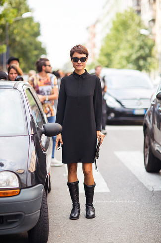 Comment porter une robe droite noire