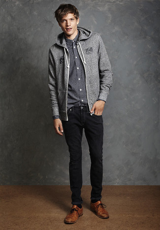 Comment porter une chemise noire