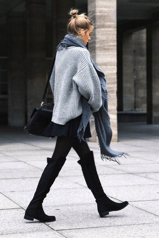 Comment porter une jupe patineuse noire
