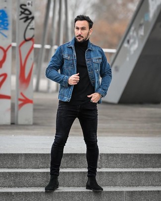 Un pull à col roulé à porter avec un jean skinny noir