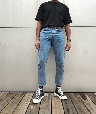 Comment porter des chaussettes noires quand il fait très chaud