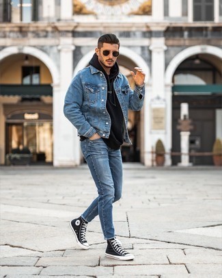Comment porter des chaussettes noires pour un style relax