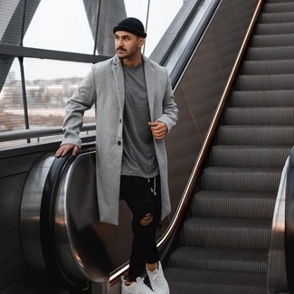 Comment porter des chaussettes noires pour un style relax quand il fait froid