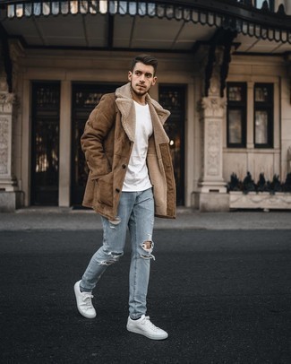 Comment porter des chaussettes noires pour un style relax quand il fait froid