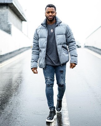 Comment porter des chaussettes noires pour un style relax quand il fait froid