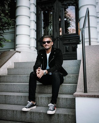 Comment porter une veste en daim noire au printemps