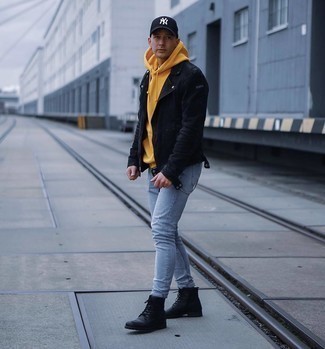 Comment porter une veste en daim noire au printemps