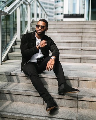 Comment porter une veste en daim noire au printemps