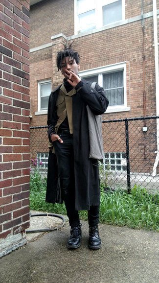 Comment porter un trench noir avec un jean noir