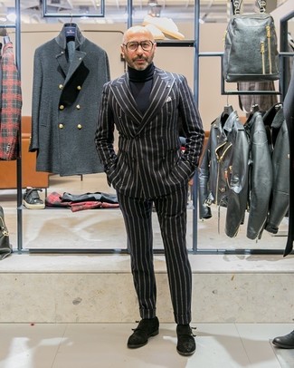 Comment porter une veste à rayures verticales noire pour un style elégantes en automne