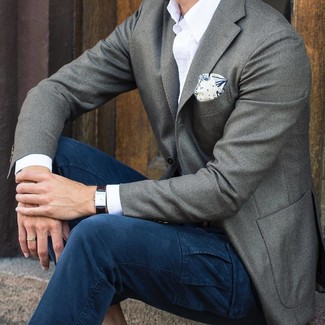 Comment porter un blazer avec un pantalon cargo