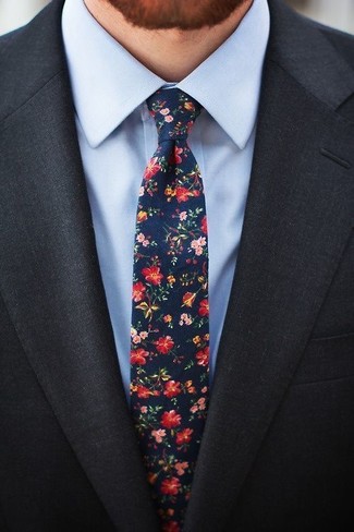 Cravate à fleurs bleu marine
