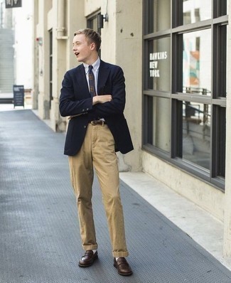 Comment porter un blazer à l'adolescence