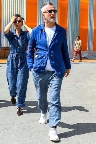 Comment porter un blazer quand il fait très chaud