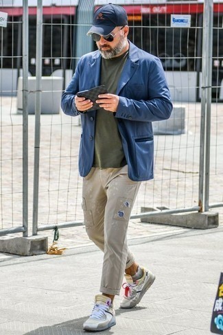 Comment porter un blazer pour un style relax