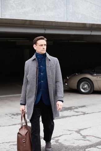 Comment porter un blazer pour un style chic decontractés quand il fait froid après 40 ans