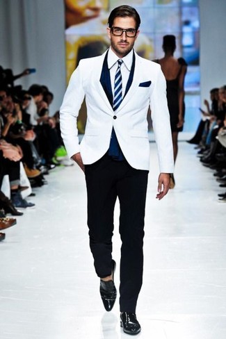 Comment porter un blazer avec des slippers pour un style chic decontractés