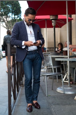 Comment porter un blazer avec des slippers