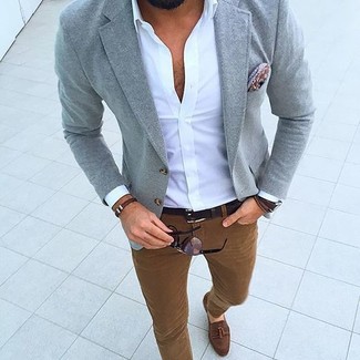 Comment porter un blazer avec des slippers