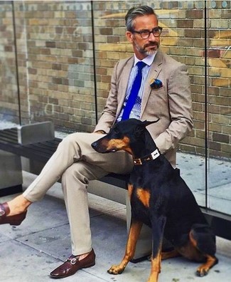 Comment porter un blazer avec des slippers après 50 ans