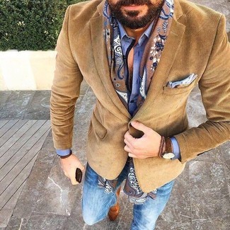 Comment porter un blazer avec des slippers au printemps