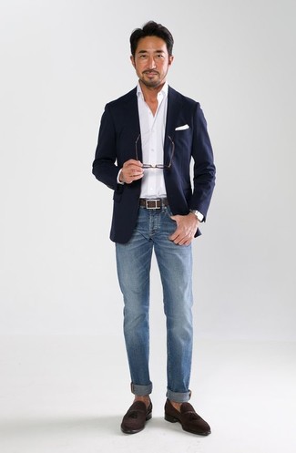 Comment porter un blazer avec des slippers pour un style chic decontractés