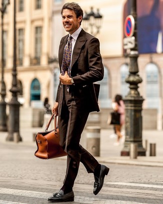 Comment porter un blazer avec des slippers