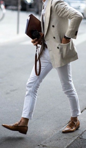 Comment porter un blazer avec des slippers