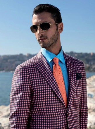 Tenue: Blazer en vichy rose, Chemise de ville turquoise, Cravate á pois orange, Pochette de costume en coton noire
