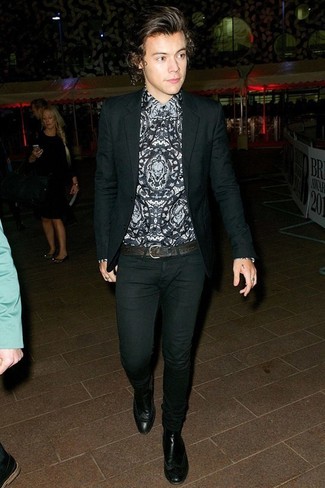 Comment porter un blazer avec un jean skinny pour un style chic decontractés à 20 ans