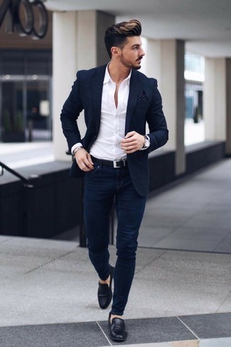 Comment porter un blazer avec un jean skinny pour un style chic decontractés à 20 ans