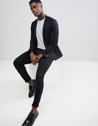 Comment porter un blazer avec un jean skinny pour un style chic decontractés à 20 ans