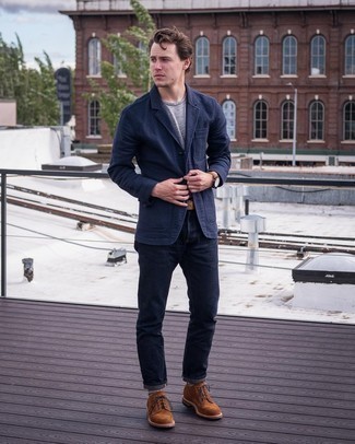 Un jean à porter avec des chaussures derby marron à 20 ans: Pense à porter un blazer bleu marine et un jean pour créer un look chic et décontracté. Jouez la carte classique pour les chaussures et opte pour une paire de chaussures derby marron.