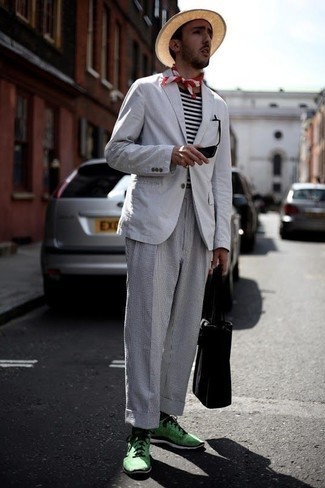 Pantalon chino à rayures verticales noir et blanc