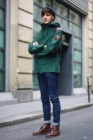 Comment porter un bonnet bleu