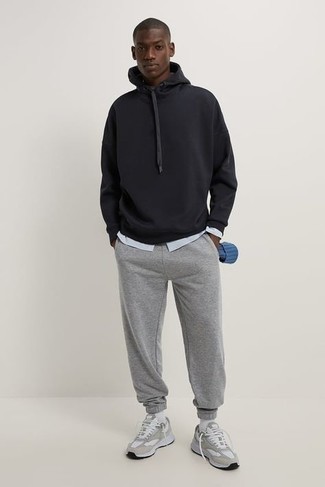 Comment porter un bonnet bleu