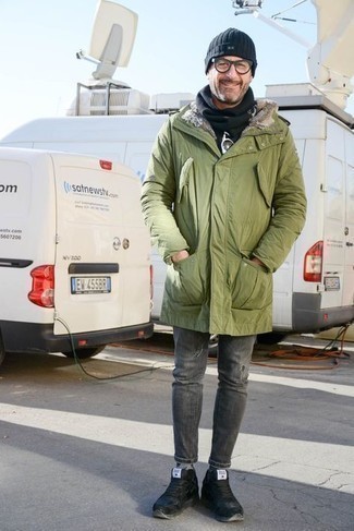 Comment porter un bonnet bleu