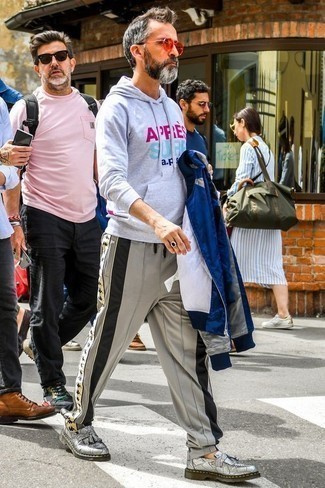 Comment porter un blouson aviateur bleu