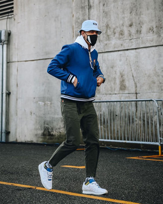 Comment porter un blouson aviateur bleu
