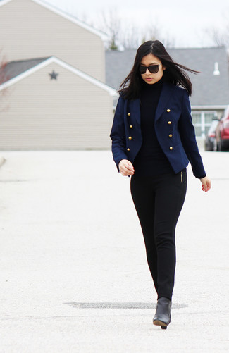 Comment porter un blazer croisé bleu
