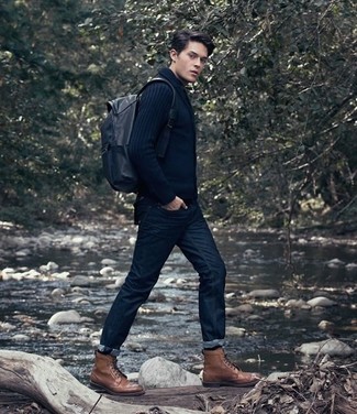 Comment porter un jean bleu avec des bottes brogue en cuir marron