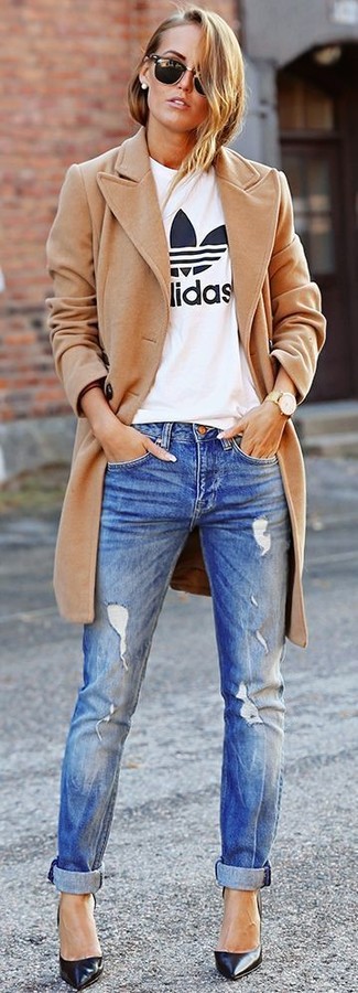 Comment porter un jean déchiré bleu