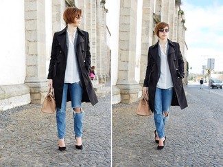 Comment porter un jean déchiré bleu en automne