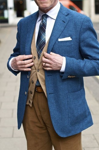 Comment porter un blazer en laine bleu