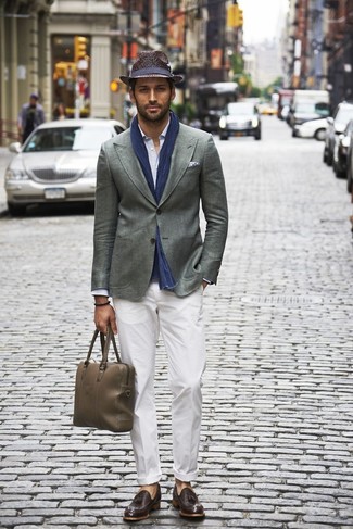 Comment porter une serviette pour un style chic decontractés au printemps